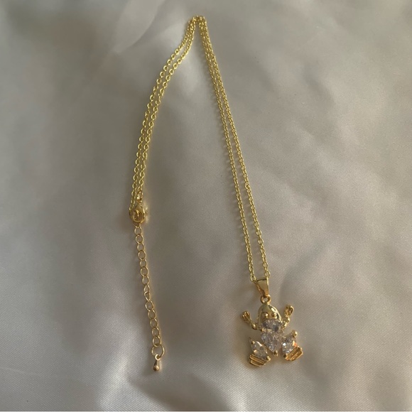NWT Swarovski crystal elements frog pendant gold plated 11 inch necklace gift - Picture 9 of 9